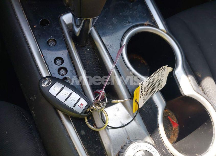 Photo 11 of 2018 Nissan Pathfinder SV (VIN 5N1DR2MM5JC670980)