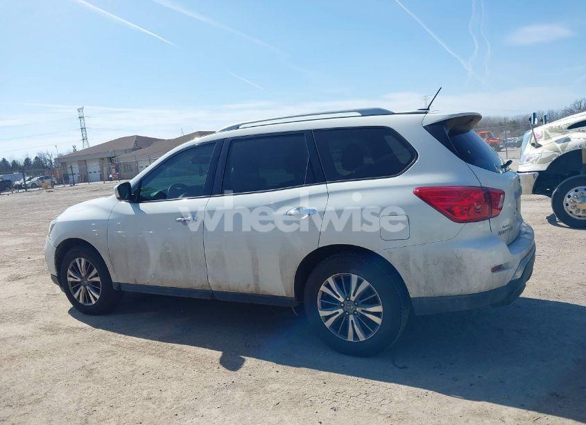 Photo 14 of 2018 Nissan Pathfinder SV (VIN 5N1DR2MM5JC670980)
