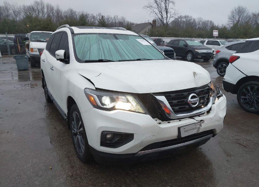 2017 Nissan Pathfinder PLATINUM (VIN 5N1DR2MM6HC618204) main photo