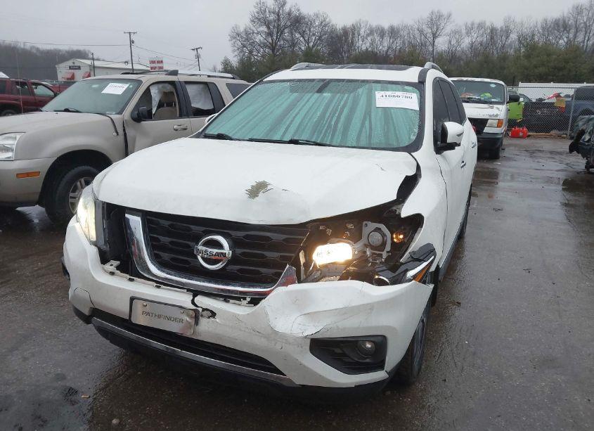 Photo 2 of 2017 Nissan Pathfinder PLATINUM (VIN 5N1DR2MM6HC618204)
