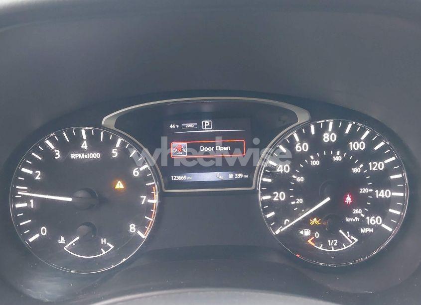 Photo 7 of 2017 Nissan Pathfinder PLATINUM (VIN 5N1DR2MM6HC660212)