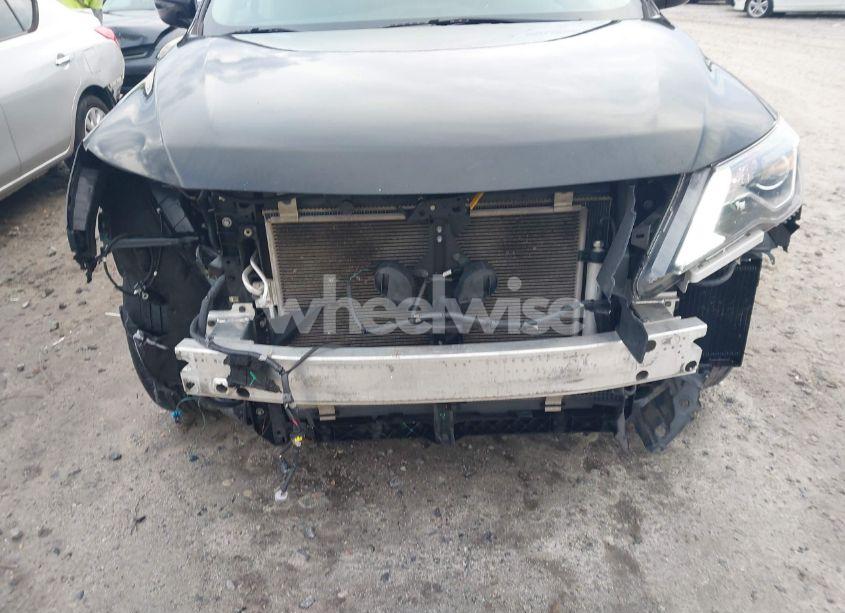 Photo 6 of 2017 Nissan Pathfinder S (VIN 5N1DR2MM6HC669802)