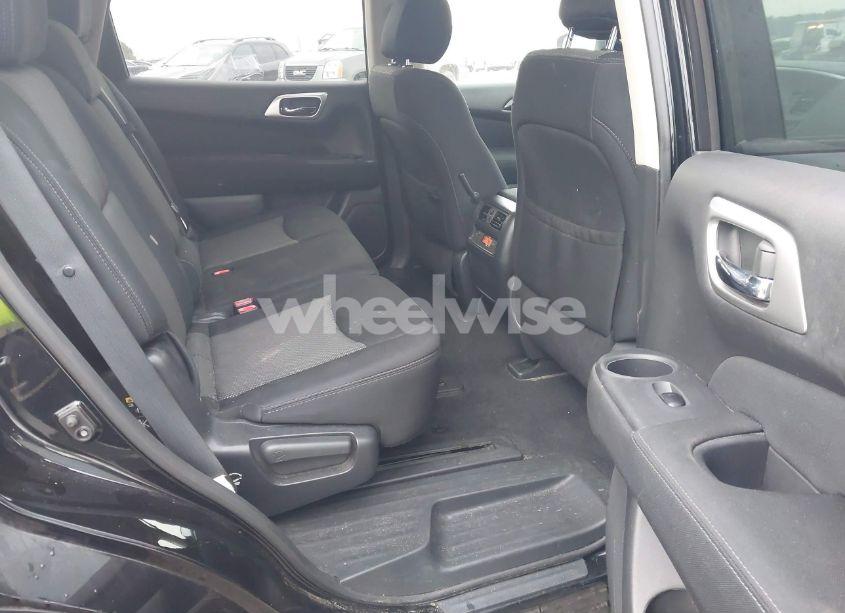 Photo 8 of 2017 Nissan Pathfinder S (VIN 5N1DR2MM6HC669802)