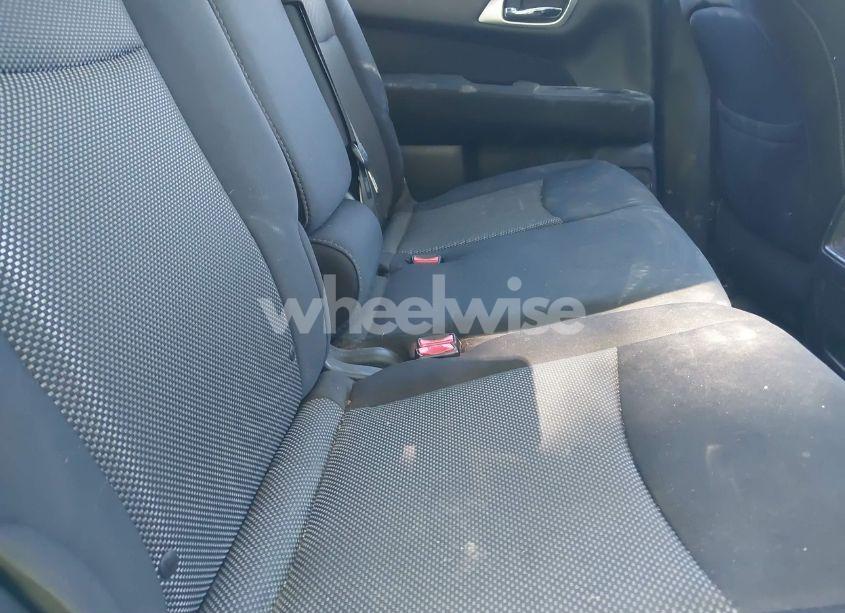 Photo 8 of 2017 Nissan Pathfinder SV (VIN 5N1DR2MM6HC696479)