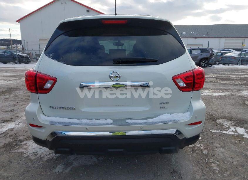 Photo 16 of 2017 Nissan Pathfinder SL (VIN 5N1DR2MM6HC909463)
