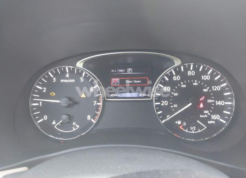 Photo 7 of 2017 Nissan Pathfinder SL (VIN 5N1DR2MM6HC909463)