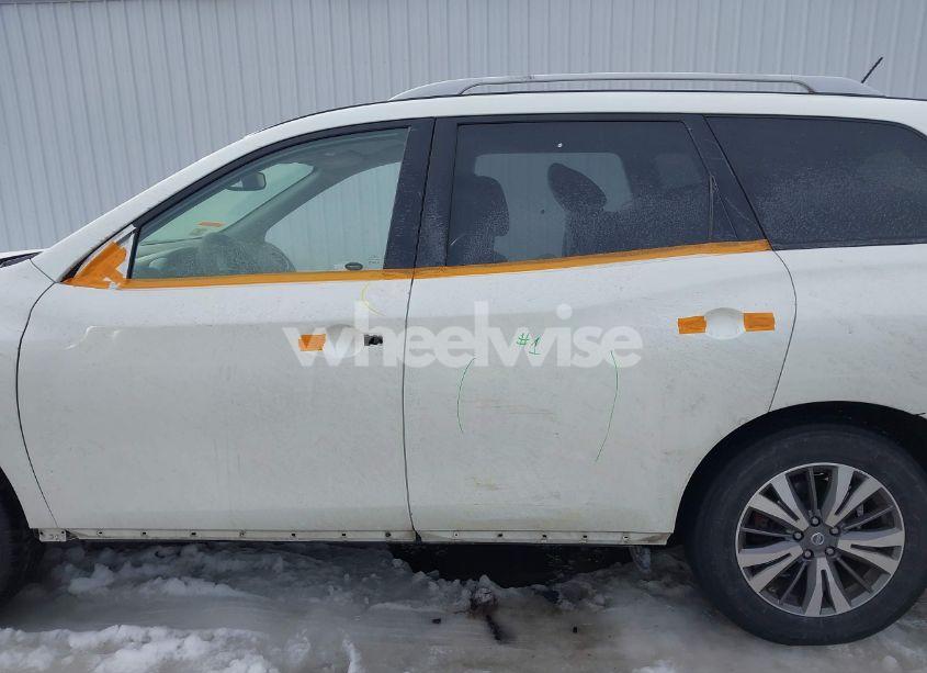 Photo 15 of 2018 Nissan Pathfinder SL (VIN 5N1DR2MM6JC603823)