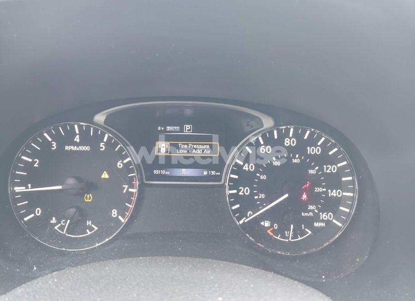 Photo 7 of 2018 Nissan Pathfinder SV (VIN 5N1DR2MM6JC613929)