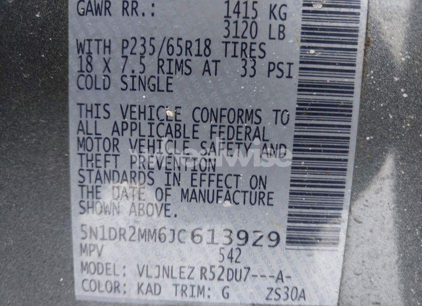 Photo 9 of 2018 Nissan Pathfinder SV (VIN 5N1DR2MM6JC613929)