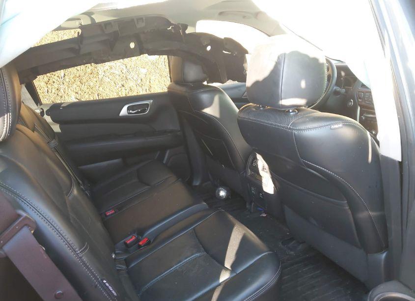 Photo 8 of 2018 Nissan Pathfinder PLATINUM (VIN 5N1DR2MM6JC625353)