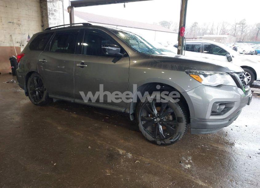 2018 Nissan Pathfinder SL (VIN 5N1DR2MM6JC644128) main photo