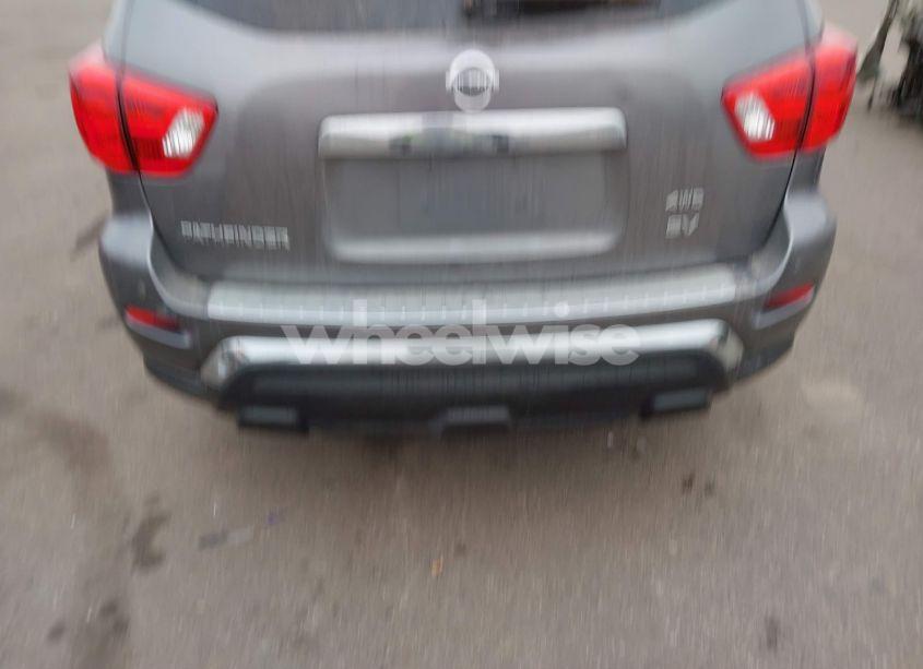 Photo 16 of 2019 Nissan Pathfinder SV (VIN 5N1DR2MM6KC641697)