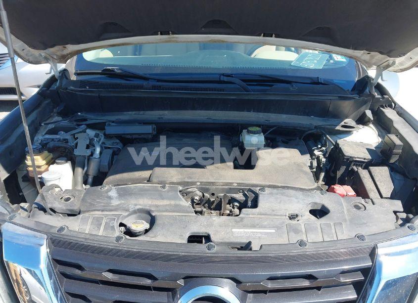 Photo 10 of 2017 Nissan Pathfinder SL (VIN 5N1DR2MM7HC608877)