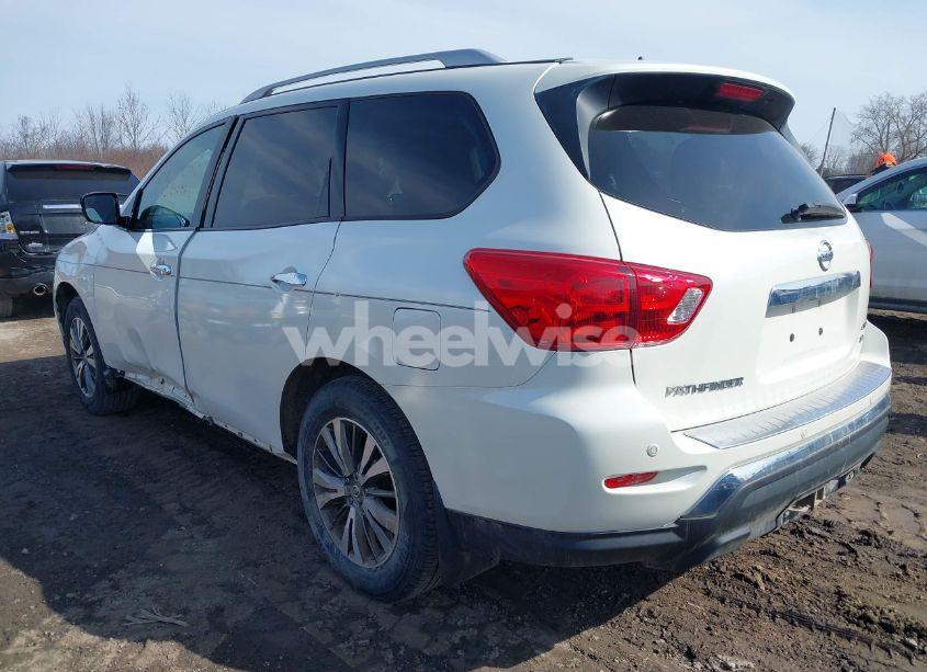 Photo 3 of 2017 Nissan Pathfinder SL (VIN 5N1DR2MM7HC610550)