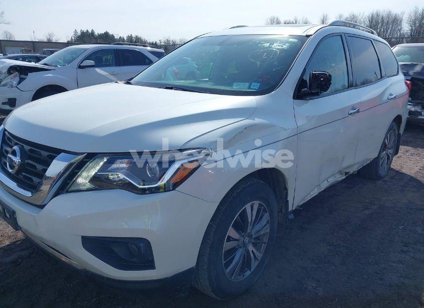 Photo 6 of 2017 Nissan Pathfinder SL (VIN 5N1DR2MM7HC610550)