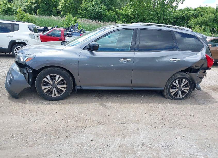 Photo 15 of 2017 Nissan Pathfinder SL (VIN 5N1DR2MM7HC656296)