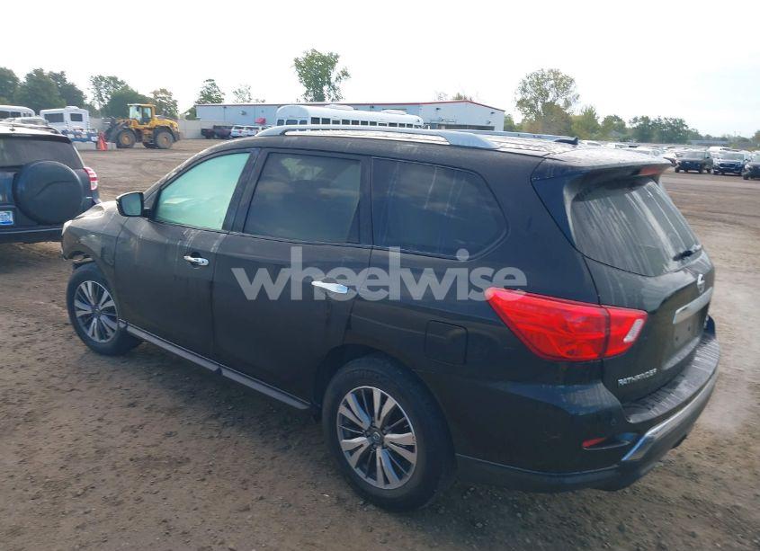 Photo 3 of 2017 Nissan Pathfinder SV (VIN 5N1DR2MM7HC661529)