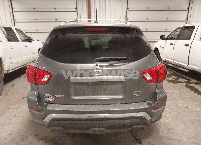 Photo 16 of 2017 Nissan Pathfinder SL (VIN 5N1DR2MM7HC676161)
