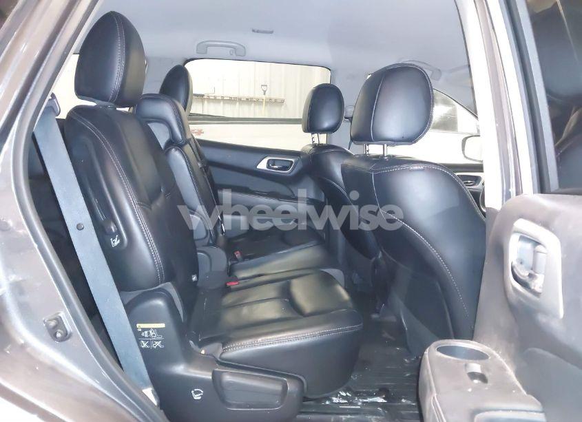 Photo 8 of 2017 Nissan Pathfinder SL (VIN 5N1DR2MM7HC676161)