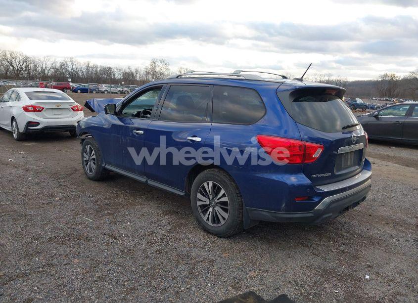 Photo 3 of 2017 Nissan Pathfinder SL (VIN 5N1DR2MM7HC676788)