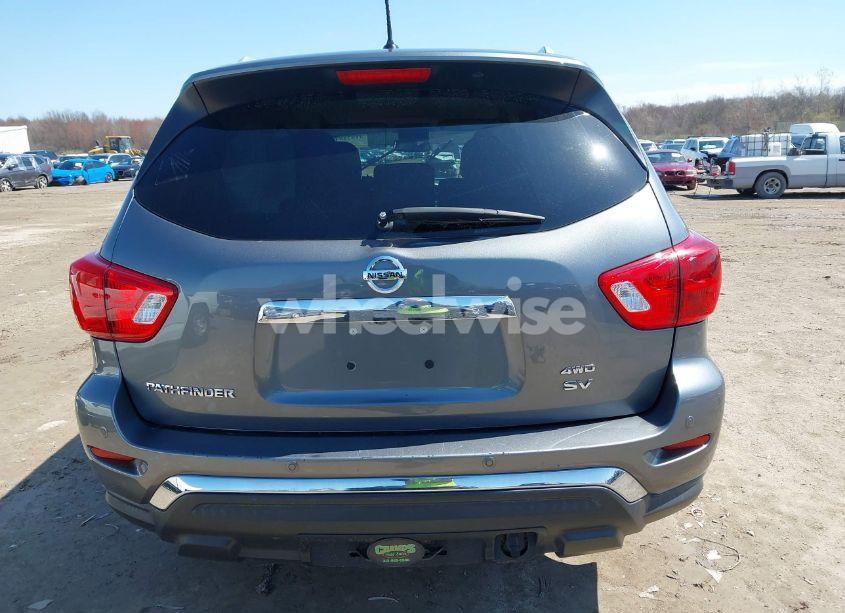 Photo 16 of 2018 Nissan Pathfinder S/SV/SL/PLATINUM (VIN 5N1DR2MM7JC605905)
