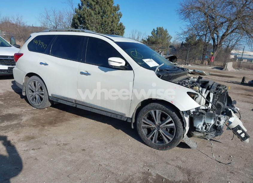 2018 Nissan Pathfinder PLATINUM (VIN 5N1DR2MM7JC611719) main photo