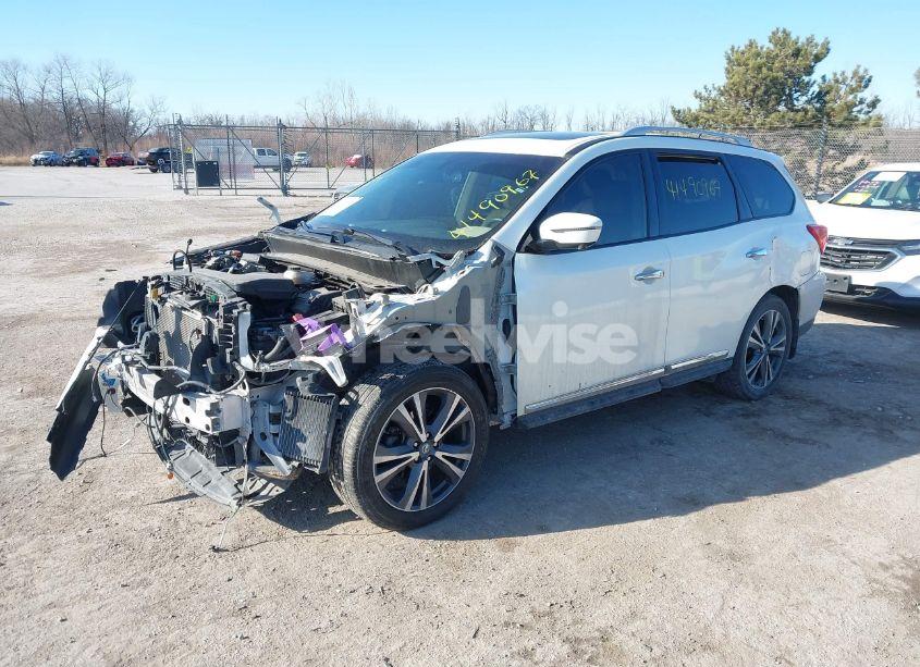 Photo 2 of 2018 Nissan Pathfinder PLATINUM (VIN 5N1DR2MM7JC611719)