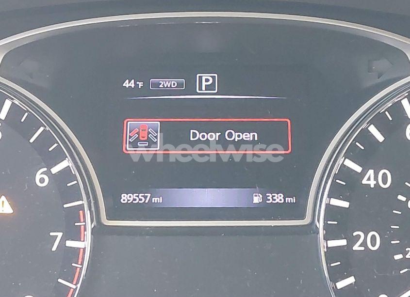 Photo 15 of 2018 Nissan Pathfinder S (VIN 5N1DR2MM7JC626401)