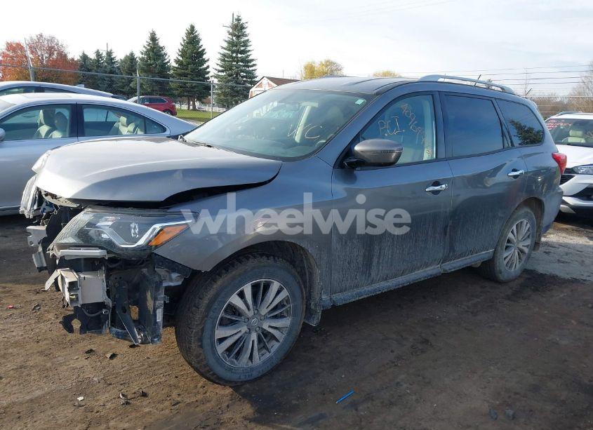 Photo 2 of 2018 Nissan Pathfinder S (VIN 5N1DR2MM7JC626401)