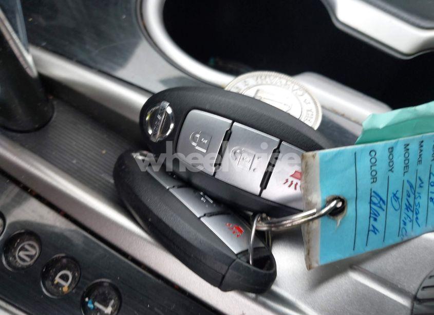 Photo 11 of 2018 Nissan Pathfinder S (VIN 5N1DR2MM7JC675369)