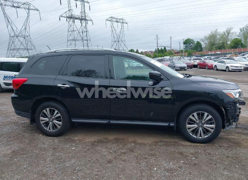Photo 14 of 2018 Nissan Pathfinder S (VIN 5N1DR2MM7JC675369)