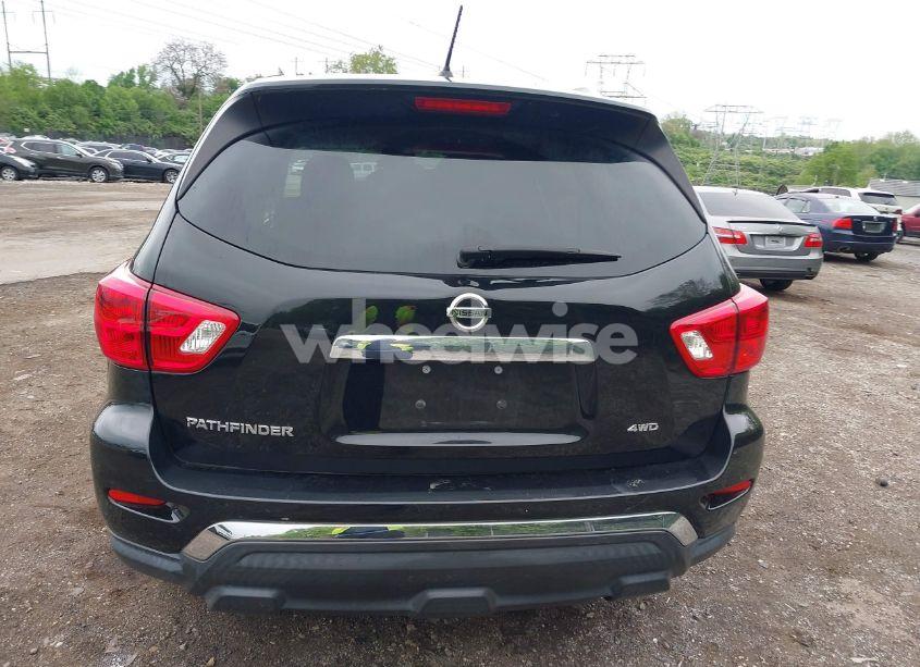 Photo 17 of 2018 Nissan Pathfinder S (VIN 5N1DR2MM7JC675369)