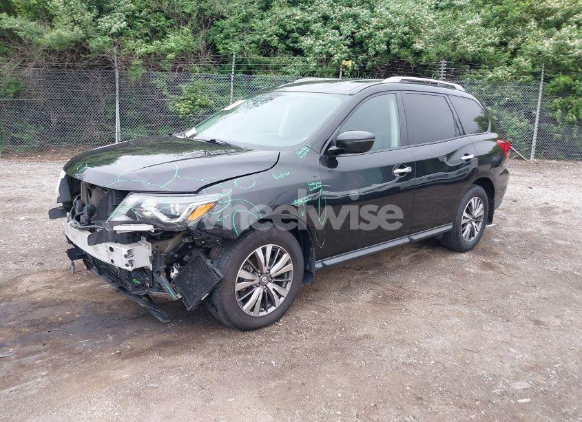 Photo 2 of 2018 Nissan Pathfinder S (VIN 5N1DR2MM7JC675369)