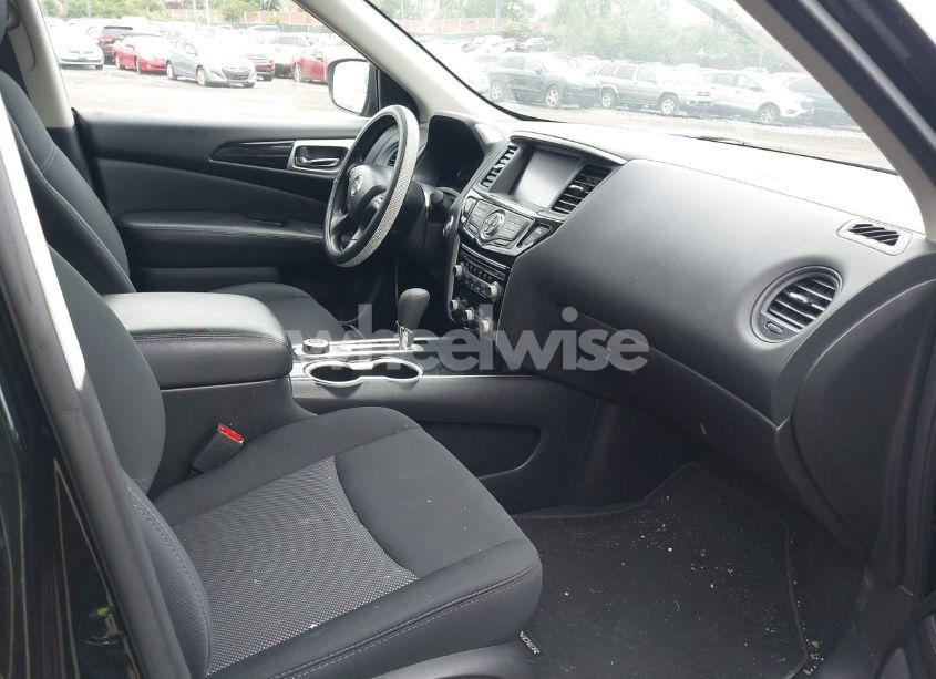 Photo 5 of 2018 Nissan Pathfinder S (VIN 5N1DR2MM7JC675369)