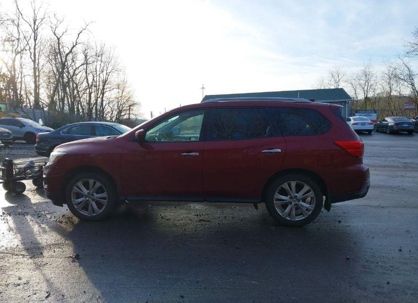 Photo 15 of 2019 Nissan Pathfinder SL (VIN 5N1DR2MM7KC591425)