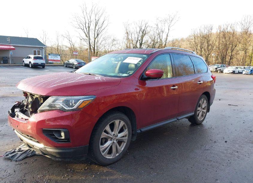 Photo 2 of 2019 Nissan Pathfinder SL (VIN 5N1DR2MM7KC591425)