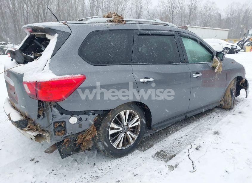 Photo 4 of 2017 Nissan Pathfinder S (VIN 5N1DR2MM8HC612162)