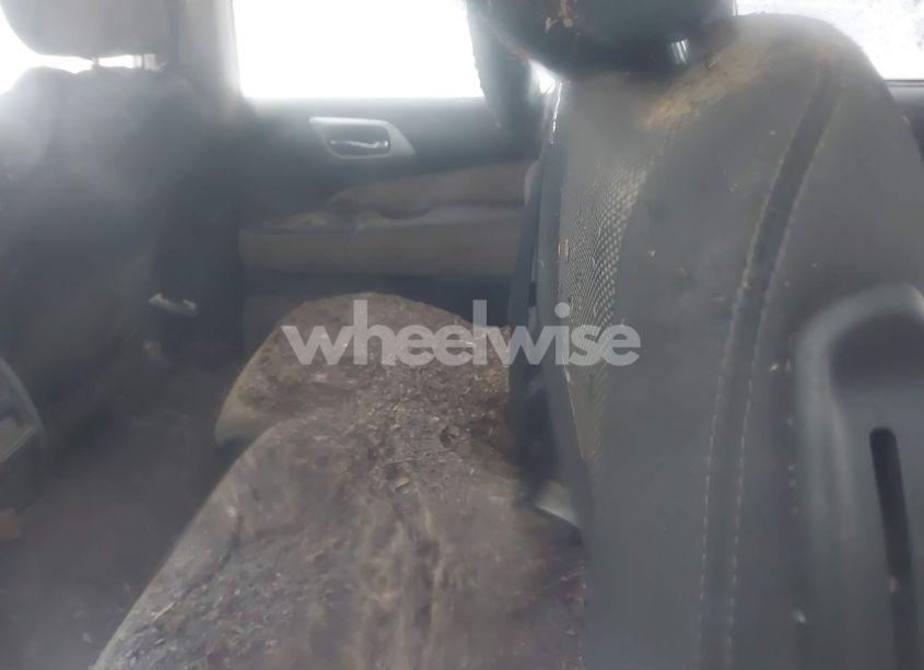 Photo 8 of 2017 Nissan Pathfinder S (VIN 5N1DR2MM8HC612162)