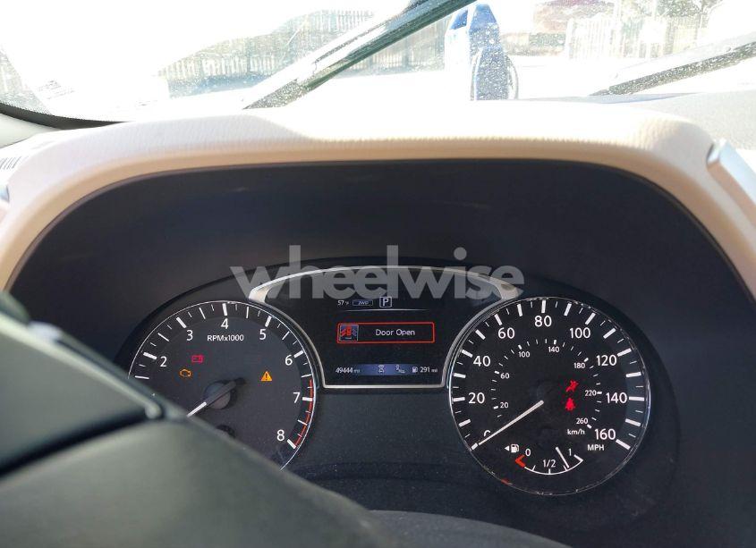 Photo 7 of 2017 Nissan Pathfinder PLATINUM (VIN 5N1DR2MM8HC624702)