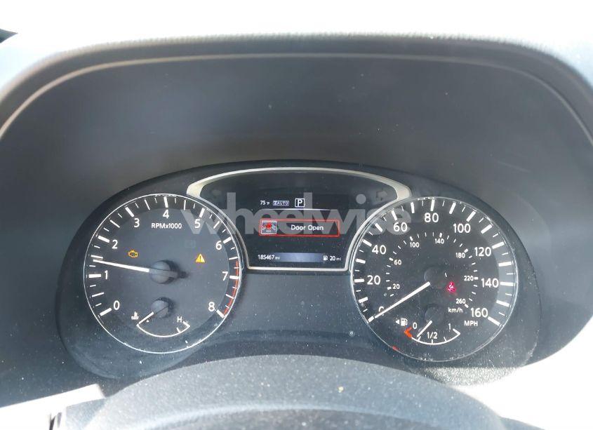 Photo 7 of 2017 Nissan Pathfinder SV (VIN 5N1DR2MM8HC667792)