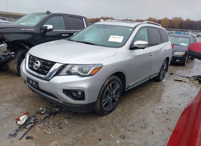 Photo 2 of 2017 Nissan Pathfinder PLATINUM (VIN 5N1DR2MM8HC670952)