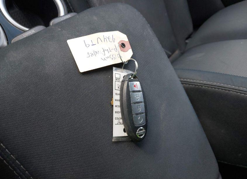 Photo 11 of 2017 Nissan Pathfinder SV (VIN 5N1DR2MM8HC689940)