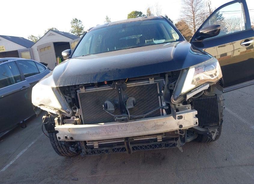 Photo 6 of 2017 Nissan Pathfinder S (VIN 5N1DR2MM8HC911182)