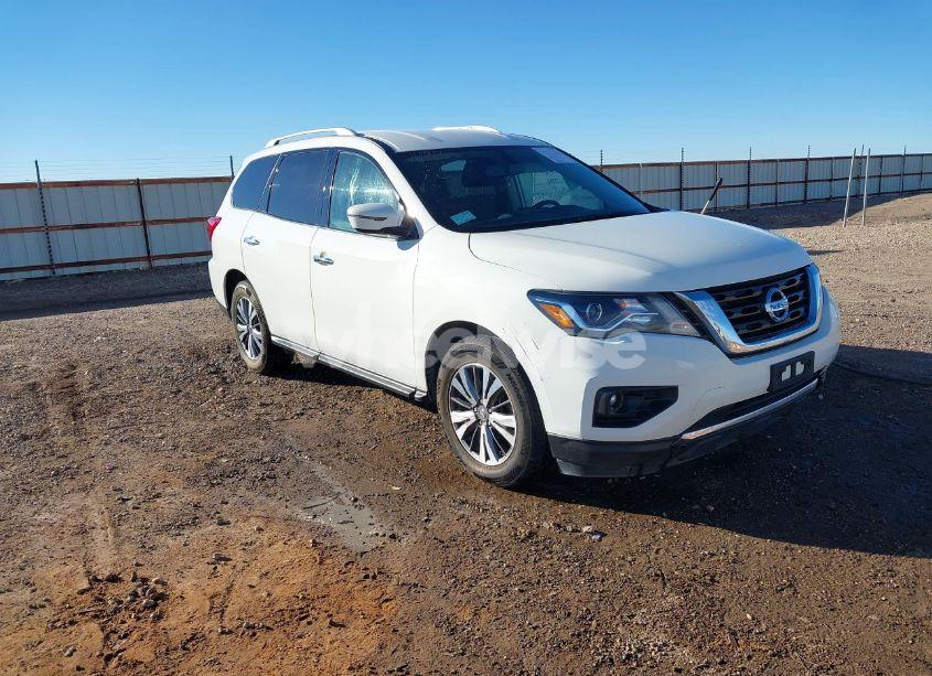 2018 Nissan Pathfinder SV (VIN 5N1DR2MM8JC608098) main photo