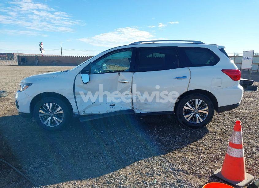 Photo 14 of 2018 Nissan Pathfinder SV (VIN 5N1DR2MM8JC608098)