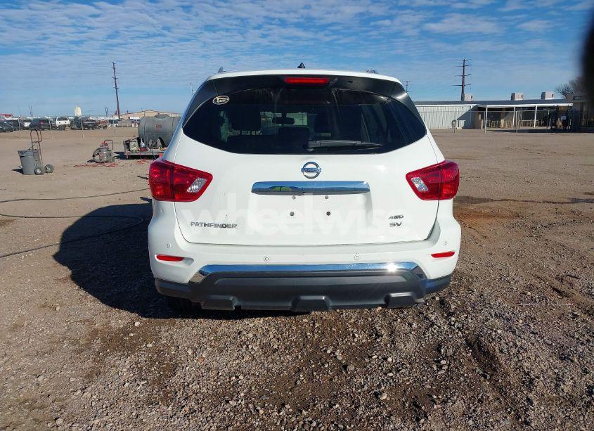 Photo 16 of 2018 Nissan Pathfinder SV (VIN 5N1DR2MM8JC608098)