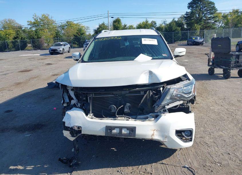 Photo 12 of 2018 Nissan Pathfinder SV (VIN 5N1DR2MM8JC614676)