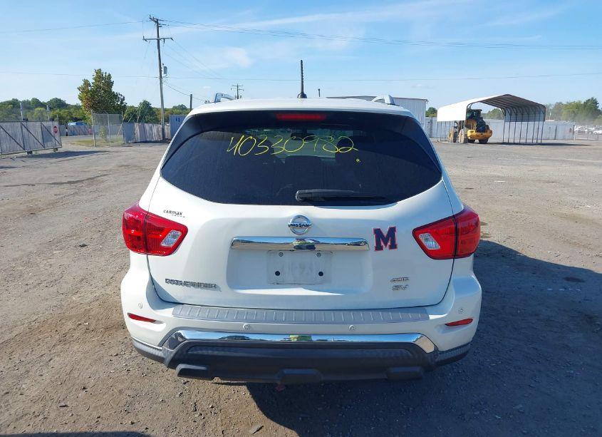 Photo 16 of 2018 Nissan Pathfinder SV (VIN 5N1DR2MM8JC614676)