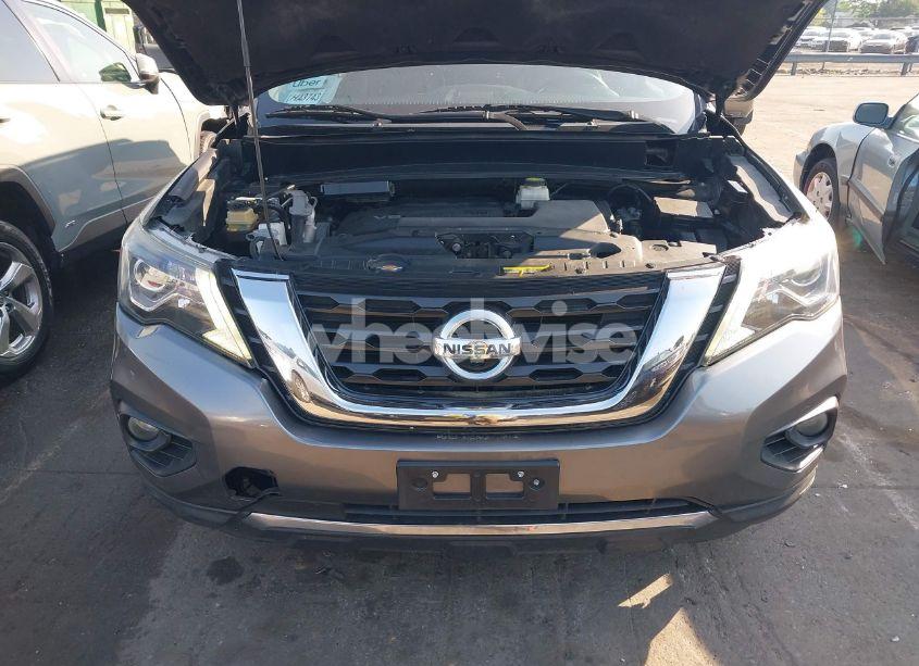 Photo 10 of 2018 Nissan Pathfinder SL (VIN 5N1DR2MM8JC637360)
