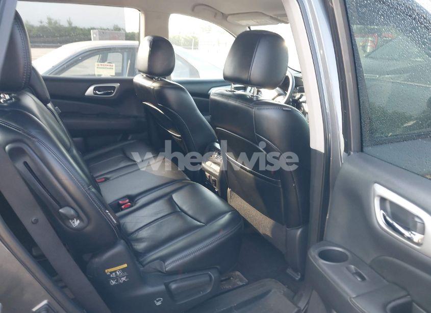 Photo 8 of 2018 Nissan Pathfinder SL (VIN 5N1DR2MM8JC637360)